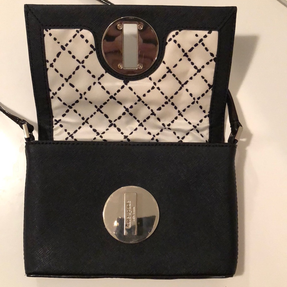 Kate Spade Crossbody - Picture 4 of 6
